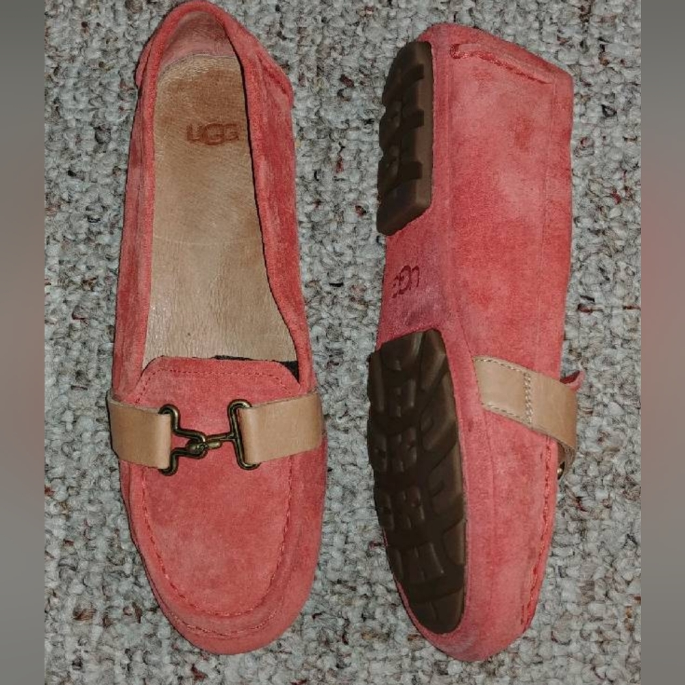 UGG Aven driving moccasin